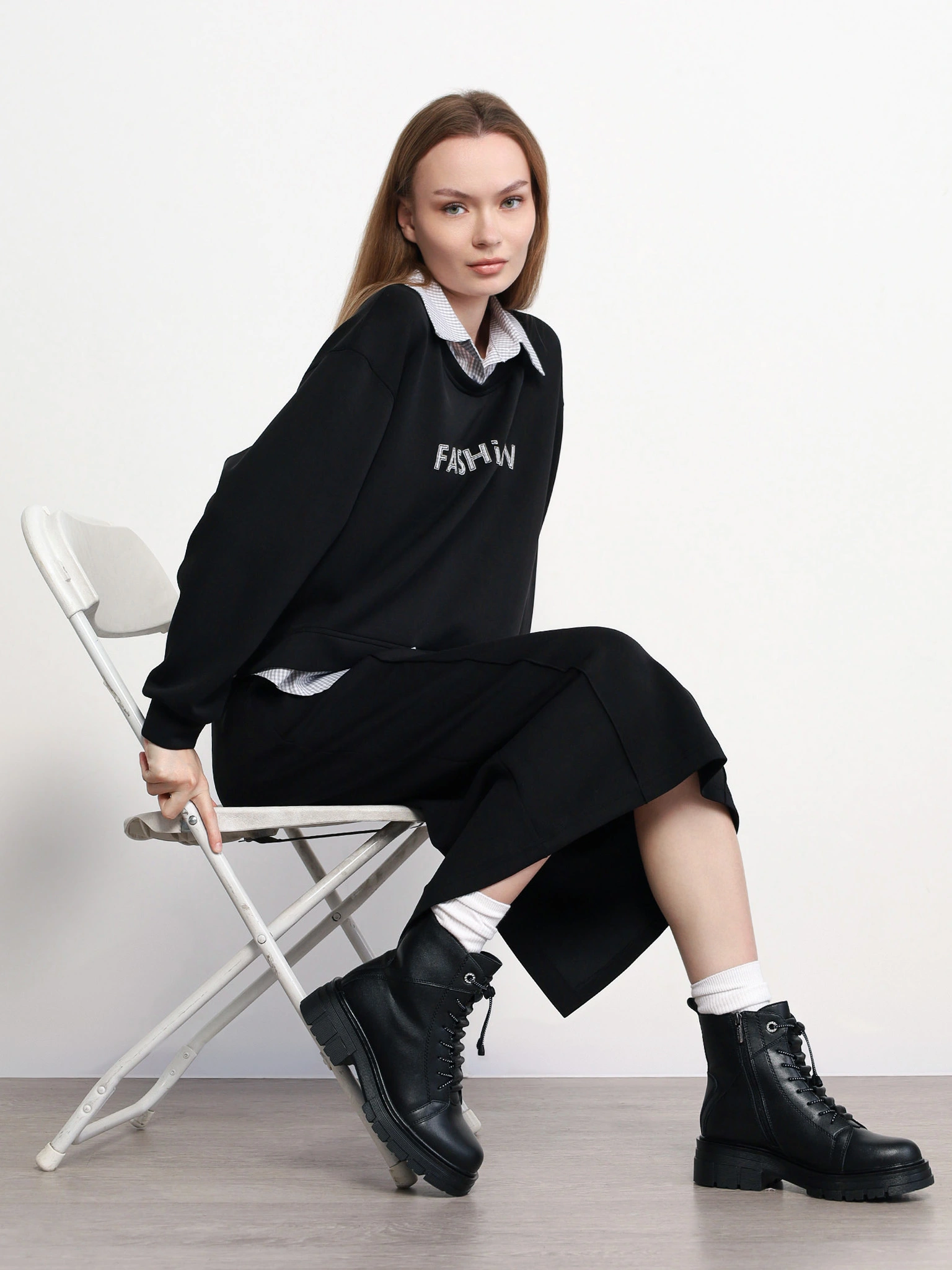 Юбка трикотажная черного цвета с эластичным поясом